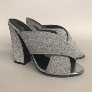 NWOB Gucci silver glitter webby sandals heels 38